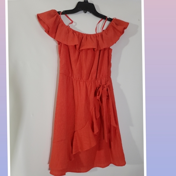 🍊City Studio Off the shoulder dress🍊 - Picture 2 of 6